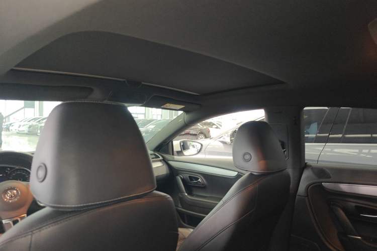 Used Volkswagen FAW-Volkswagen CC 2016 1.8TSI Prestige Model
