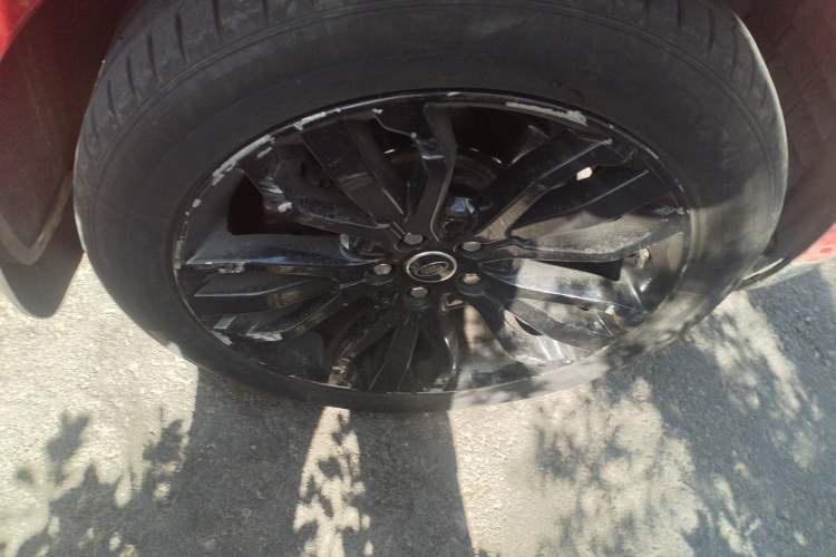 Used Land Rover Range Sport 2014 3.0 SC V6 HSE DYNAMIC Right Front Wheel Hub