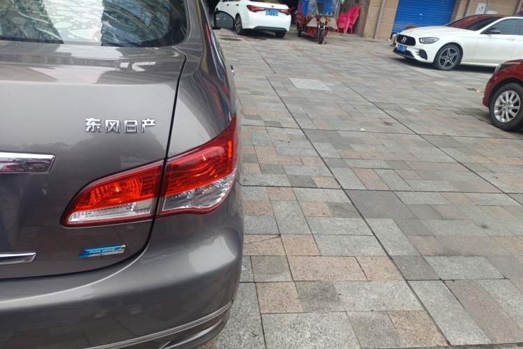 Used Nissan Sylphy 2016 Classic 1.6XE Manual Leading Edition Right Rear Taillight