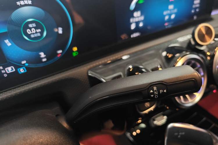 Used Mercedes-Benz A-Class 2021 A 200 L Sport Sedan Fashion Model
