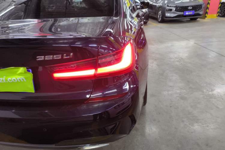 Used BMW 3 Series 2022 325Li M Sport Package Right Rear Taillight