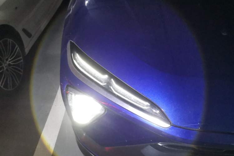 Used Nio EC6 2020 475 km Performance Version Right Front Headlight