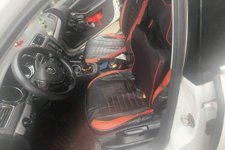 Used Volkswagen Sagitar 2018 1.6L Manual Comfort Model Left Front Seat