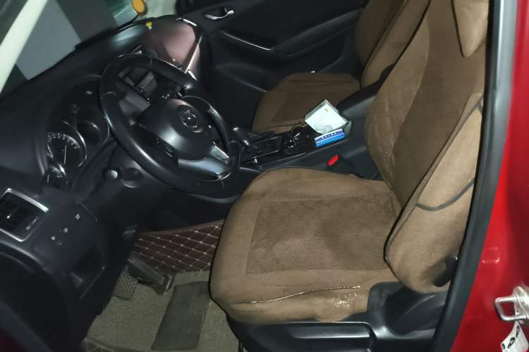 Used Mazda CX-5 2015 2.0L Automatic Two-Wheel Drive Urban Version