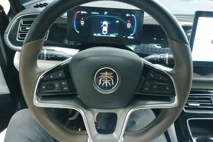 Used BYD Qin PLUS 2024 Honor Edition EV 510KM Beyond Model Steering Wheel