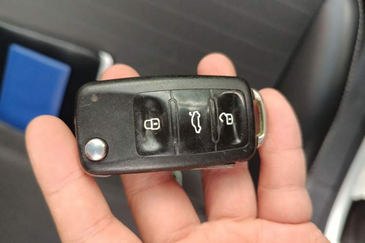 Used Volkswagen Tiguan L 2016 280TSI Automatic Two-Wheel-Drive Silk Road Style Edition
