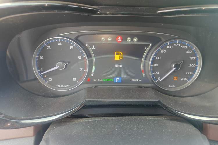 Used GAC Trumpchi GS8 2017 320T Two-Wheel Drive Luxury Smart Connectivity Version (7 Seats)
