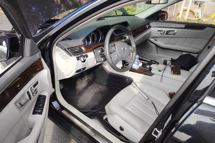 Used Mercedes-Benz E-Class 2014 E 260 L Luxury Model