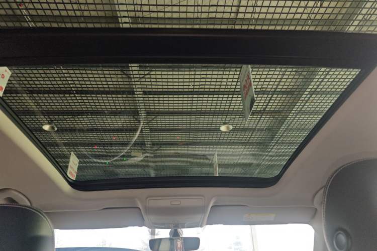 Used Volkswagen Tiguan L 2017 330TSI Automatic Two-Wheel Drive Luxury Edition