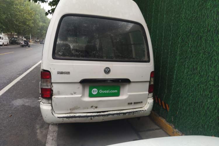 Used Foton Scenic 2014 2.0L Express Classic Short-Wheelbase High-Roof 491EQ4A
