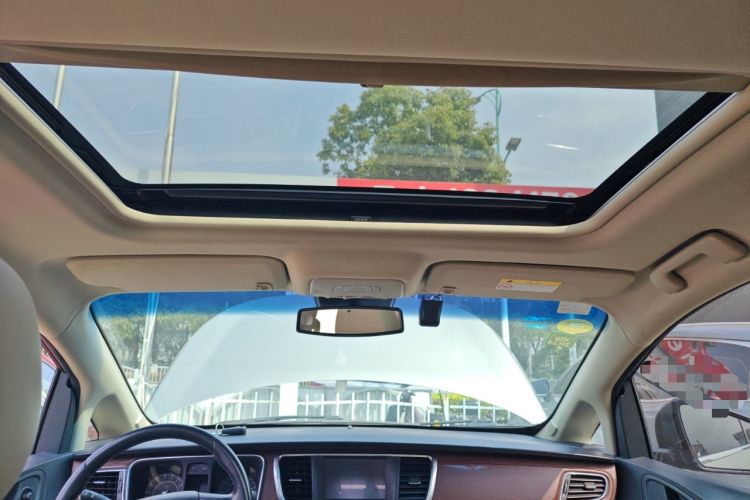 Used Buick GL8 2018 28T Luxury Model China VI Standard Headliner