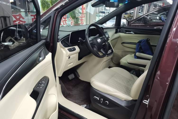 Used Buick GL8 2022 ES Land Cruiser 653T Luxury Model