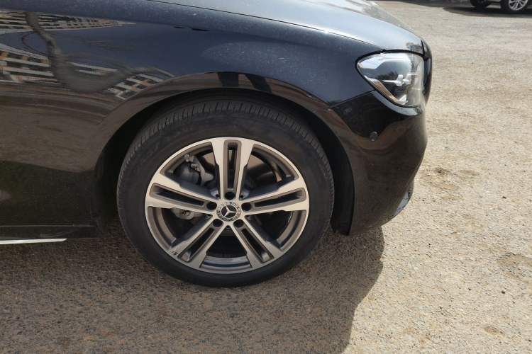 Used Mercedes-Benz E-Class 2022 E 260 L
