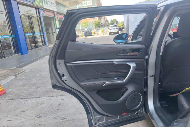 Used Wey VV5 2019 Upgraded Model 2.0T Two-Wheel Drive Ultra-Luxury Version China VI Standard