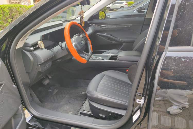 Used Ford Mondeo 2025 2.0T EcoBoost Luxury Version Left Front Seat