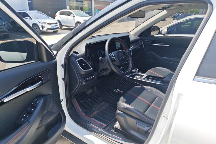 Used Kia KX3 2021 1.5L CVT All-Around Edition Driver Seat