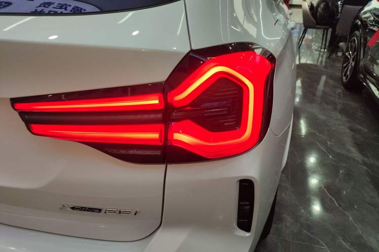 Used BMW X3 2023 xDrive25i M Sport Package