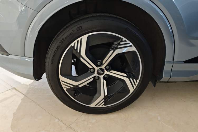 Used Audi Q4 e-tron 2023 40 e-tron Creation Edition Midnight