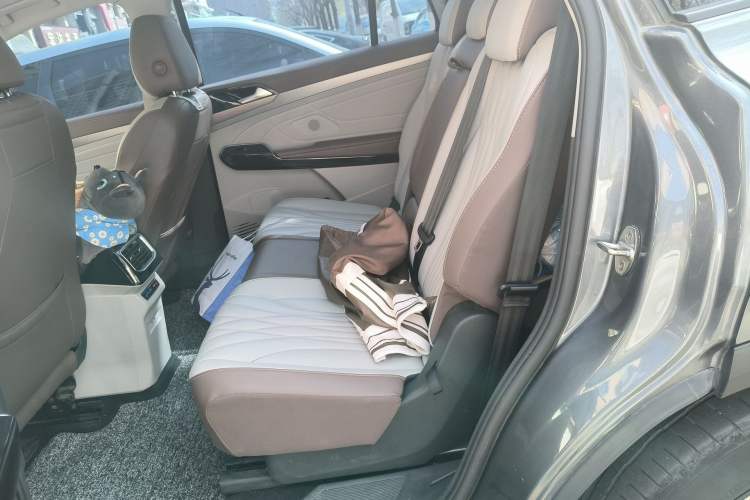 Used Volkswagen ID.6 X 2021 Pro Smart Long-Range Edition
