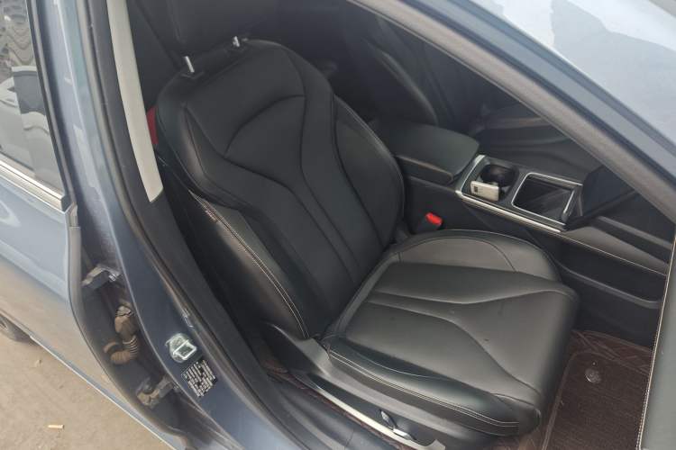 Used XPeng P5 2024 500 Plus Edition Right Front Seat