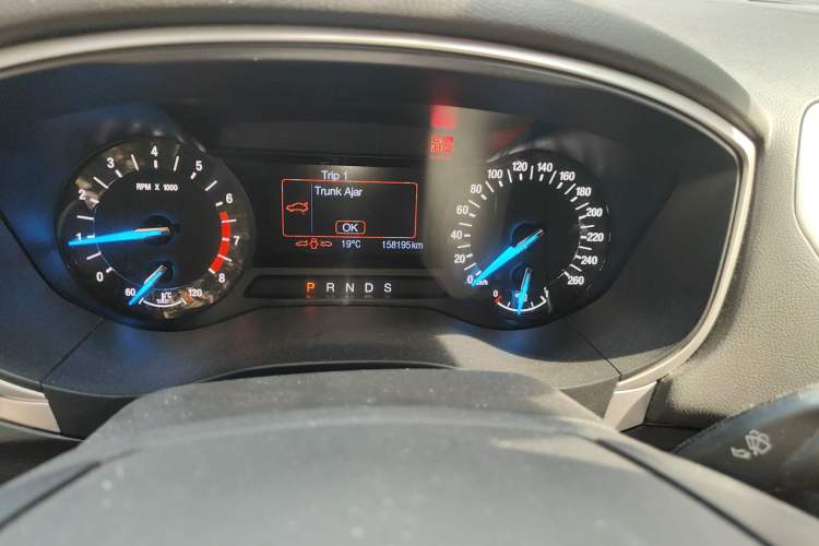 Used Ford Mondeo 2013 1.5L GTDi180 Fashion Edition Odometer Close Up