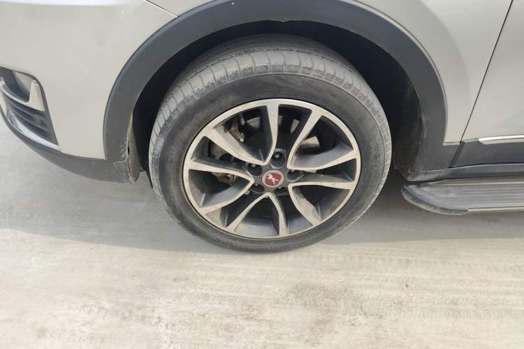 Used Hanteng X5 2018 1.5T CVT Luxury Edition Exterior 4