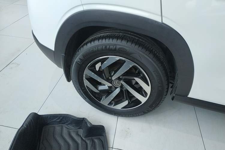 Used Citroen C3-XR 2015 1.6L Automatic Pioneer Model Right Rear Wheel Hub