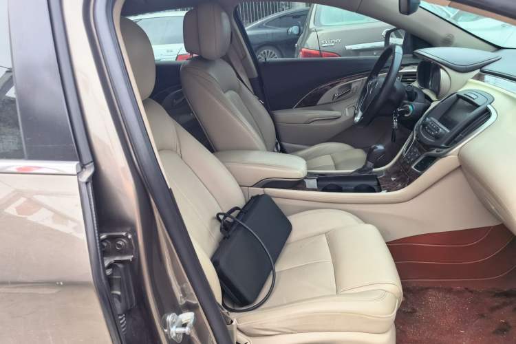 Used Buick LaCrosse 2013 2.4L SIDI Leading Comfort Version