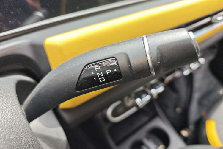 Used ORA Good Cat GT 2024 Mulan Edition 401 km Range Luxury Version 126 kW Gear Lever