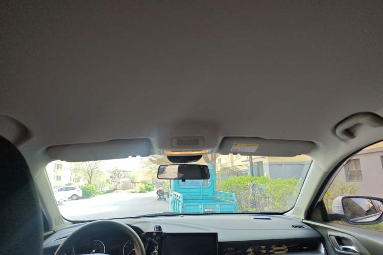 Used MG 5 2023 180 DVVT Manual Fashion Edition
