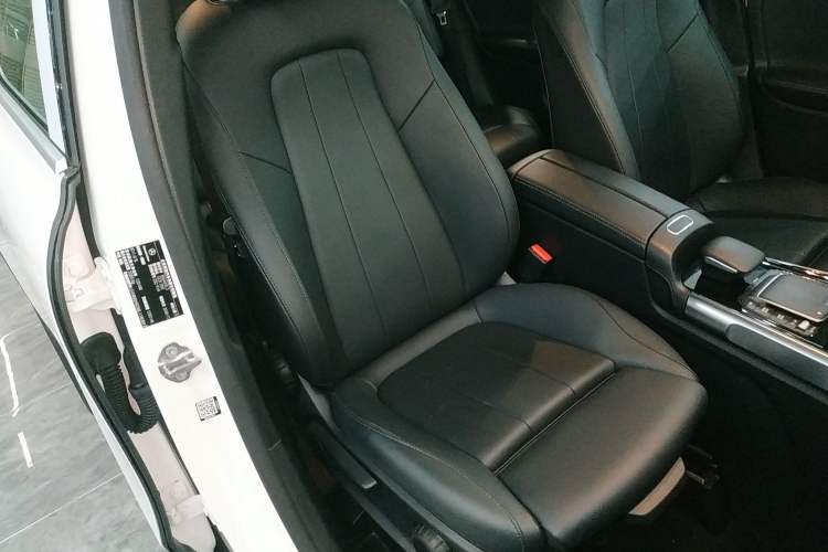 Used Mercedes-Benz GLB 2021 GLB 200 Dynamic Edition
