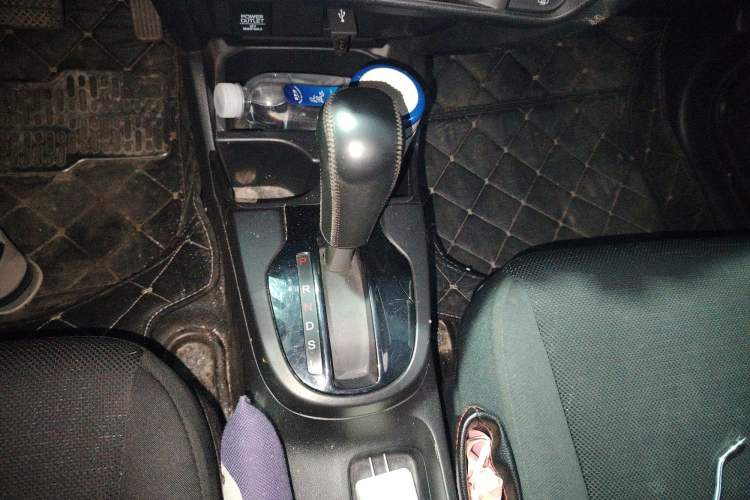 Used Honda Fit 2016 1.5L LXS CVT Comfort Sunroof Version
