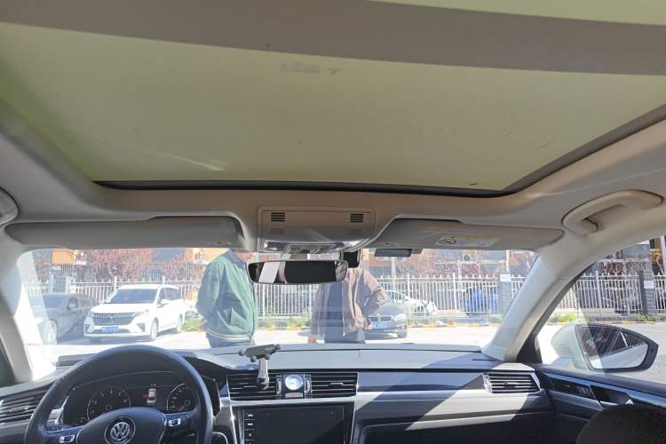 Used Volkswagen Phideon 2018 Revised Version 380TSI Two-Wheel Drive Business Edition Headliner