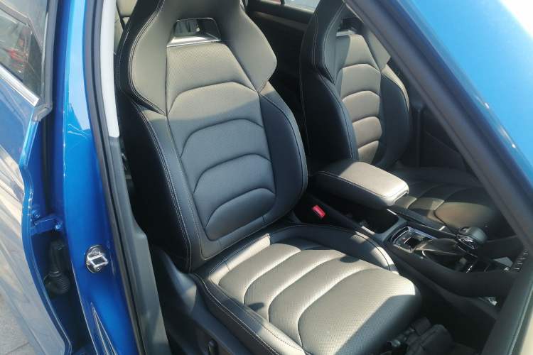 Used Skoda Kodiaq 2022 TSI330 7-Seater Two-Wheel-Drive Luxury Edition Right Front Seat