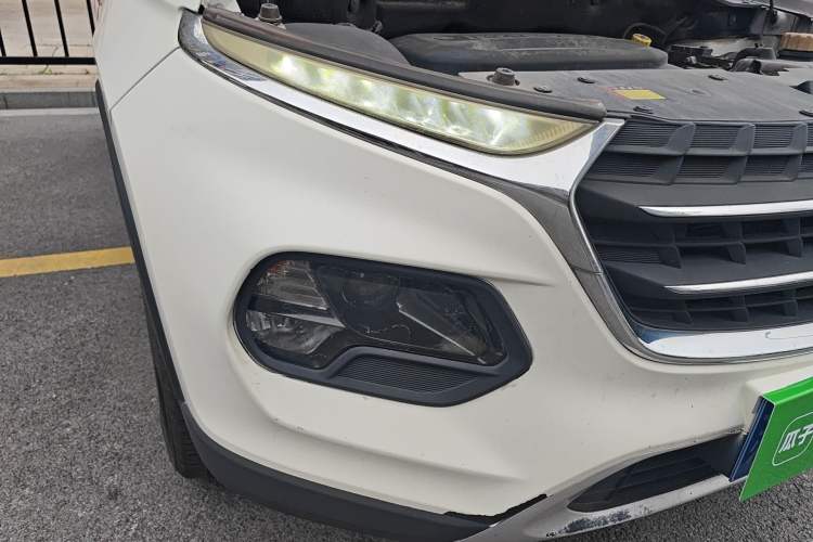 Used Baojun 510 2017 1.5L Automatic Luxury Model Right Front Headlight