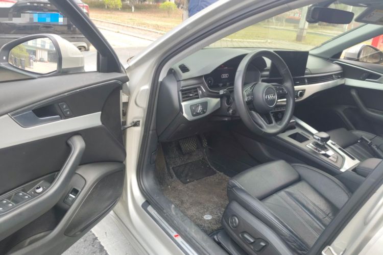 Used Audi A4L 2020 40 TFSI Luxury Dynamic Model
