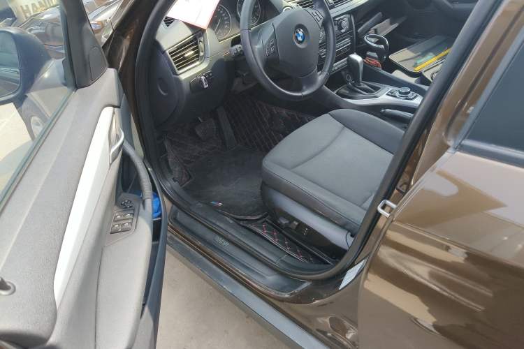 Used BMW X1 2013 sDrive18i Leading Model