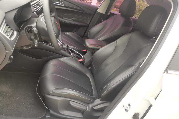 Used Roewe i5 2019 1.5L Automatic 4G Connected Langhao Edition