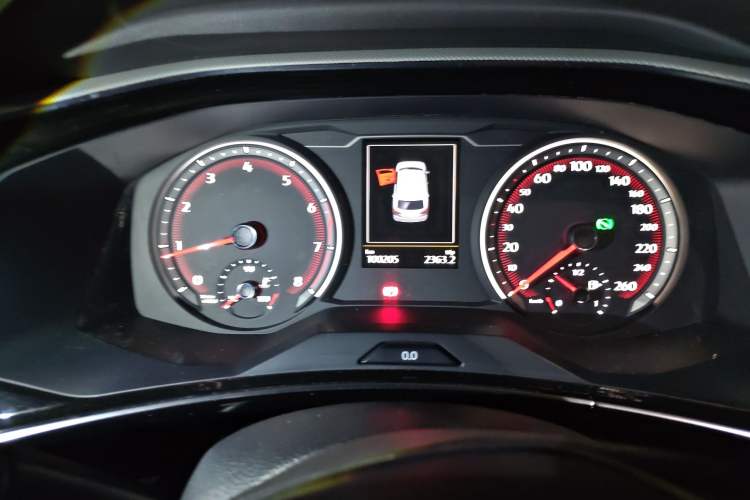 Used Volkswagen Tayron 2019 330TSI Two-Wheel-Drive Luxury Version China V Emission Standard Instrument Cluster