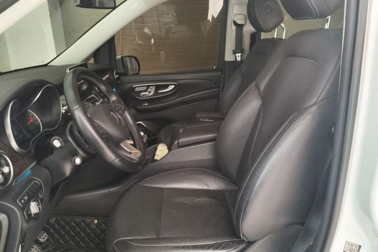 Used Mercedes-Benz V-Class 2017 V 260 L Prestige Extended Edition