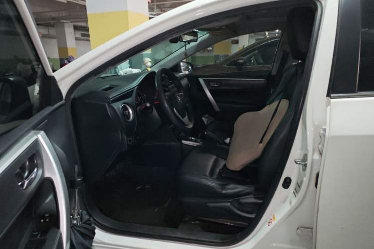 Used Toyota Corolla 2017 Revised Version 1.2T S-CVT GL-i
