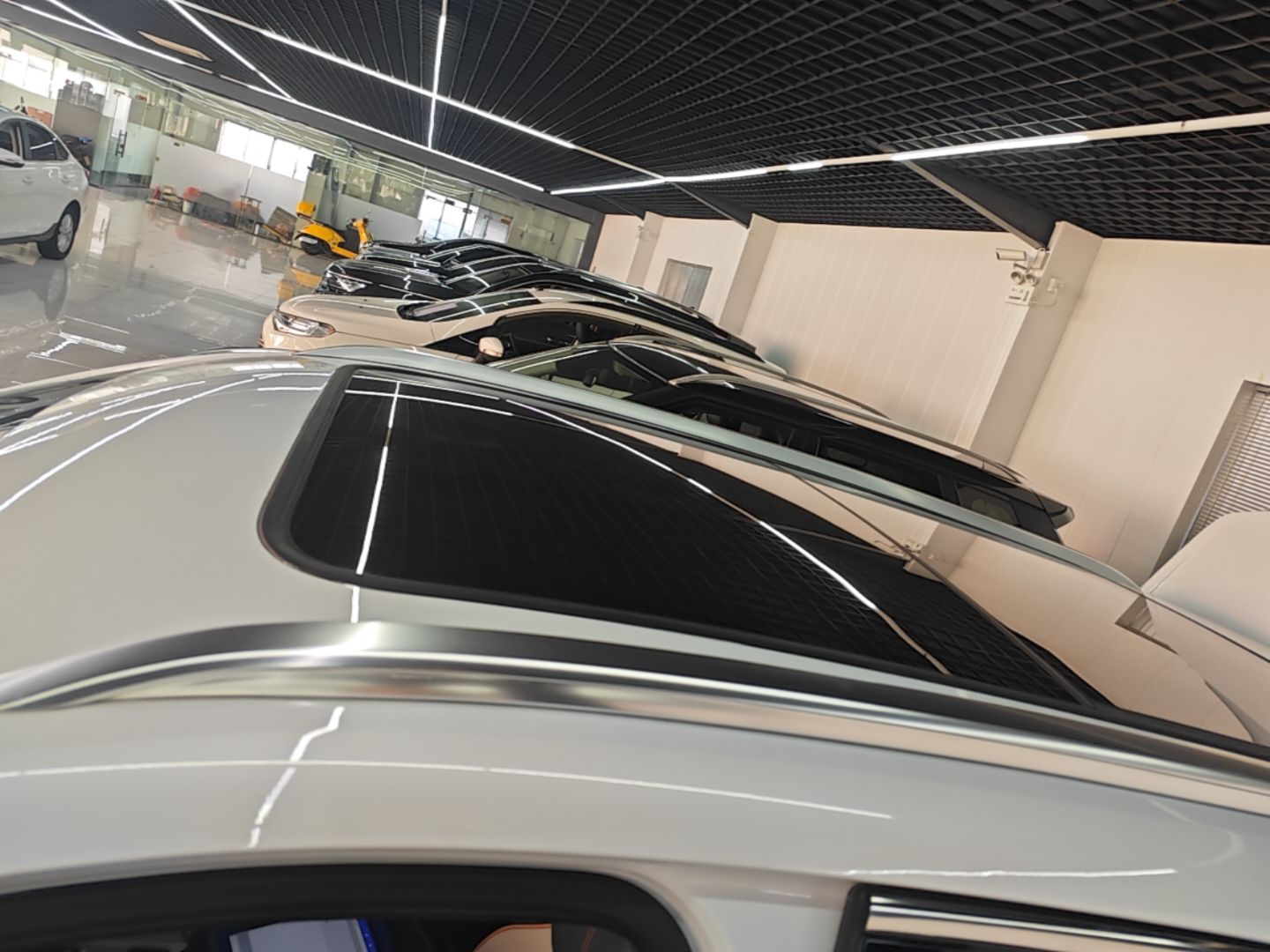 BYD Song PLUS New Energy 2024 HONOR Edition DM-i 110km Flagship Model — снимка 7