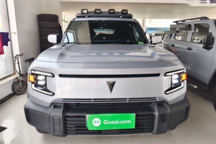 Used Deepal G318 2024 Four-Wheel-Drive Air Suspension Model Front