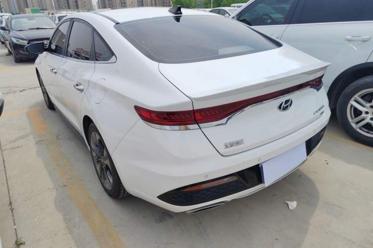 Used Hyundai Lafesta 2019 280TGDi Smart Speed Version China VI Standard Exterior 2