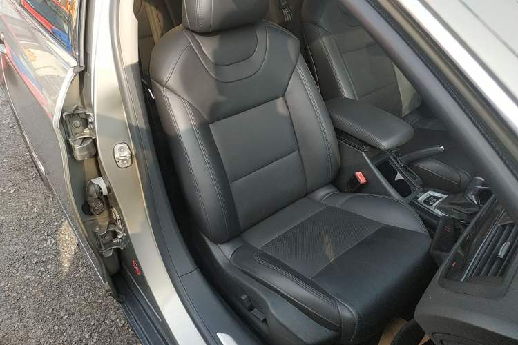 Used Citroen C5 2014 2.0L Automatic Luxury Edition