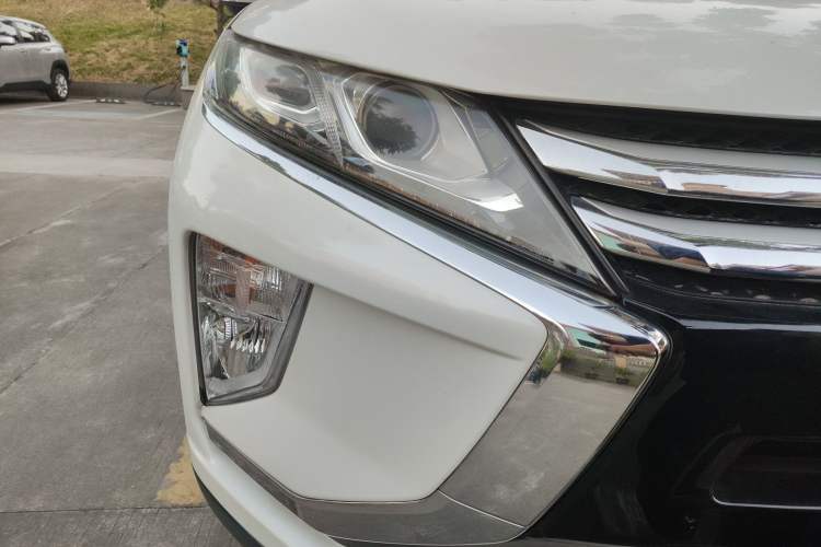 Used Mitsubishi Eclipse Cross 2021 1.5T CVT Two-Wheel Drive Dream Edition
