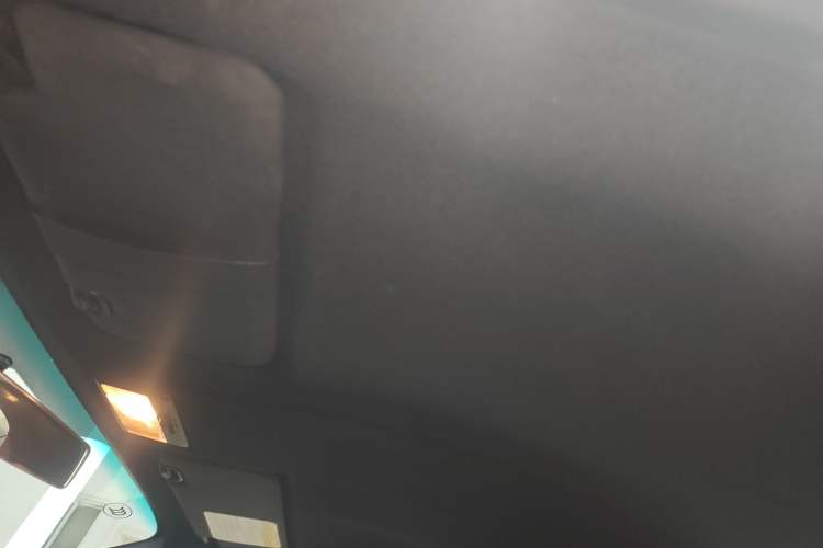 Used Toyota 86 2013 2.0L Manual Luxury Version
