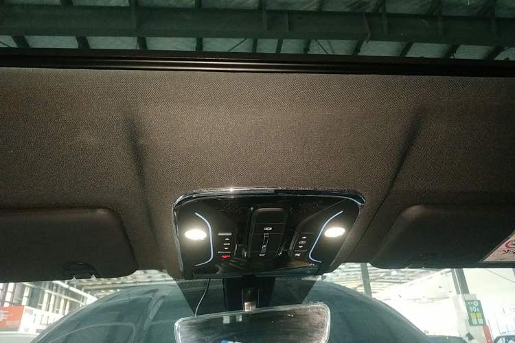 Used JETOUR X70 PLUS 2023 1.5T DCT Brave PLUS 5-Seater
