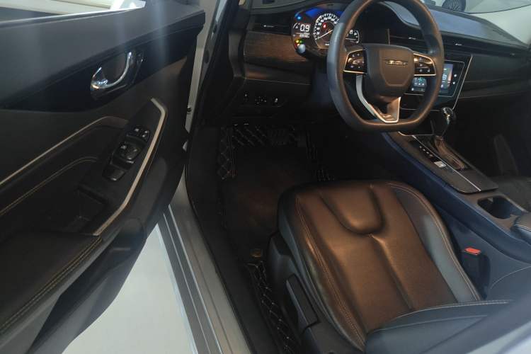 Used Venucia D60 2021 PLUS 1.6L XL CVT Yue Ling Edition
