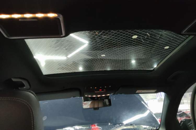 Used Mercedes-Benz GLC 2021 GLC 300 L 4MATIC Dynamic Model
